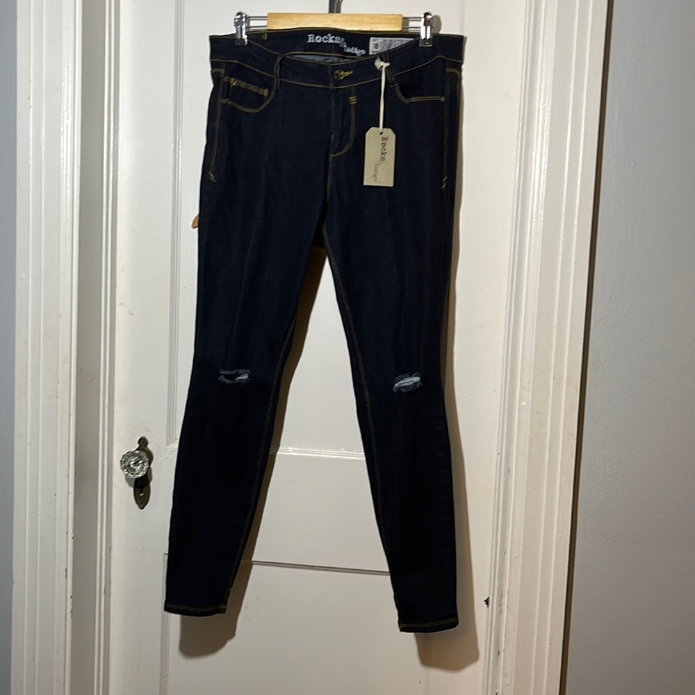 Rocks & Indigo Blue Jeans size 18 Skinny Straight Leg 29” inseam NWOT